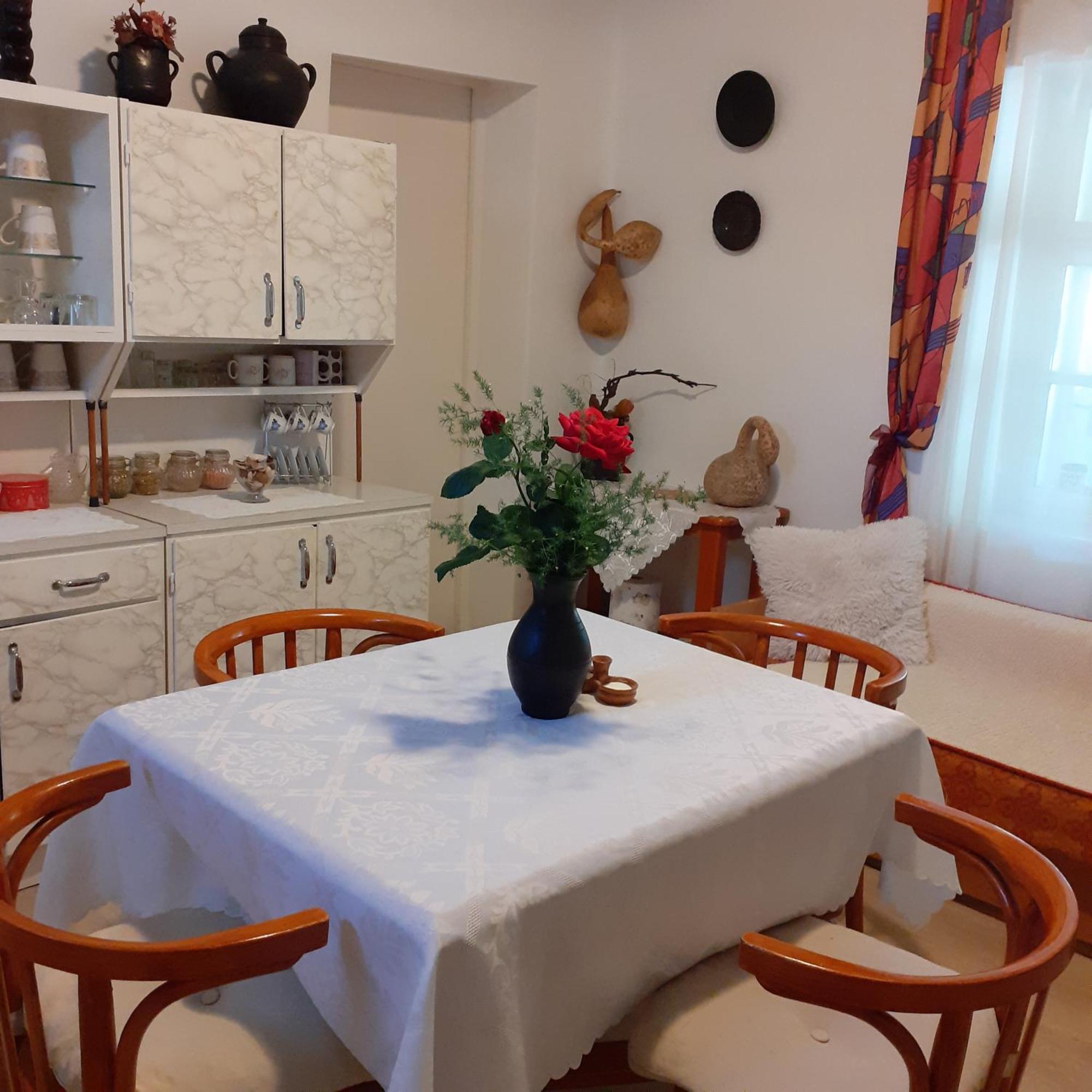 Apartamento Marika vendégház Abádszalók Exterior foto